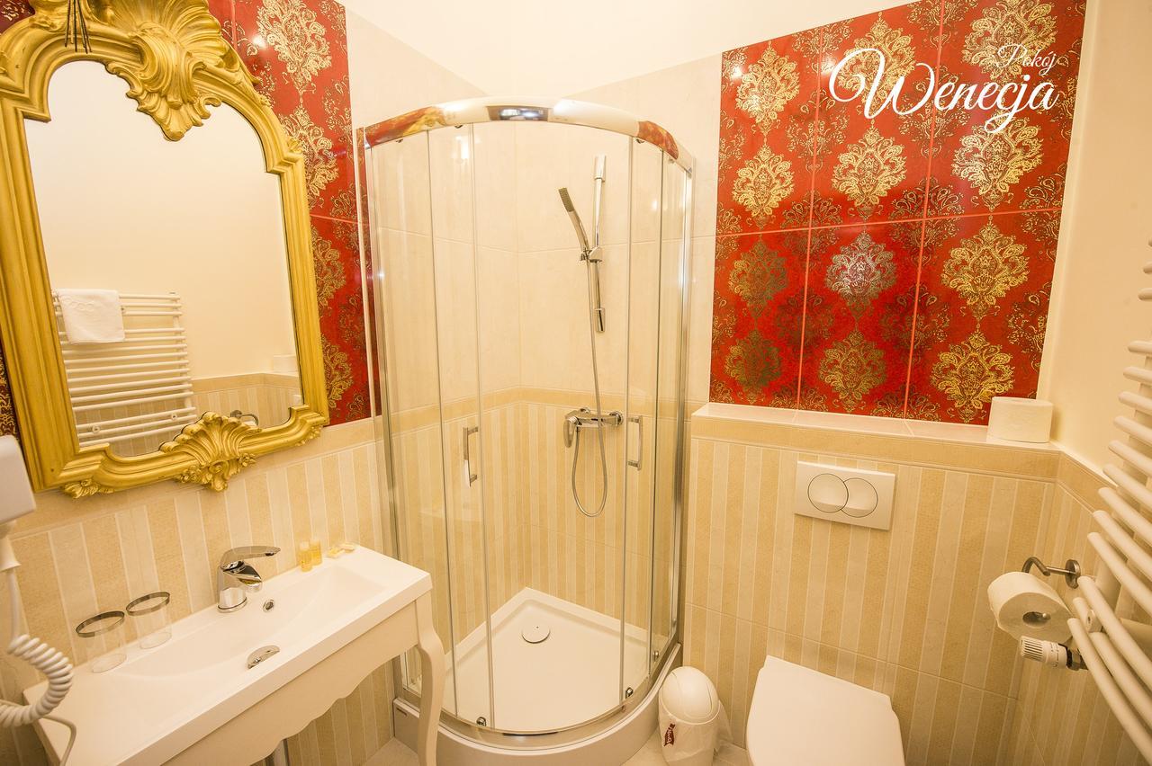 Sempre B&B Płock エクステリア 写真